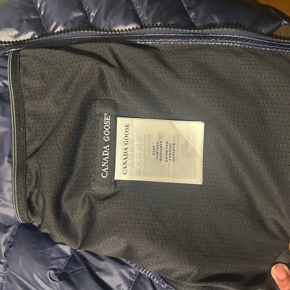 Canada Goose Navy Blue Puffer Jacket - Picture 8 of 11